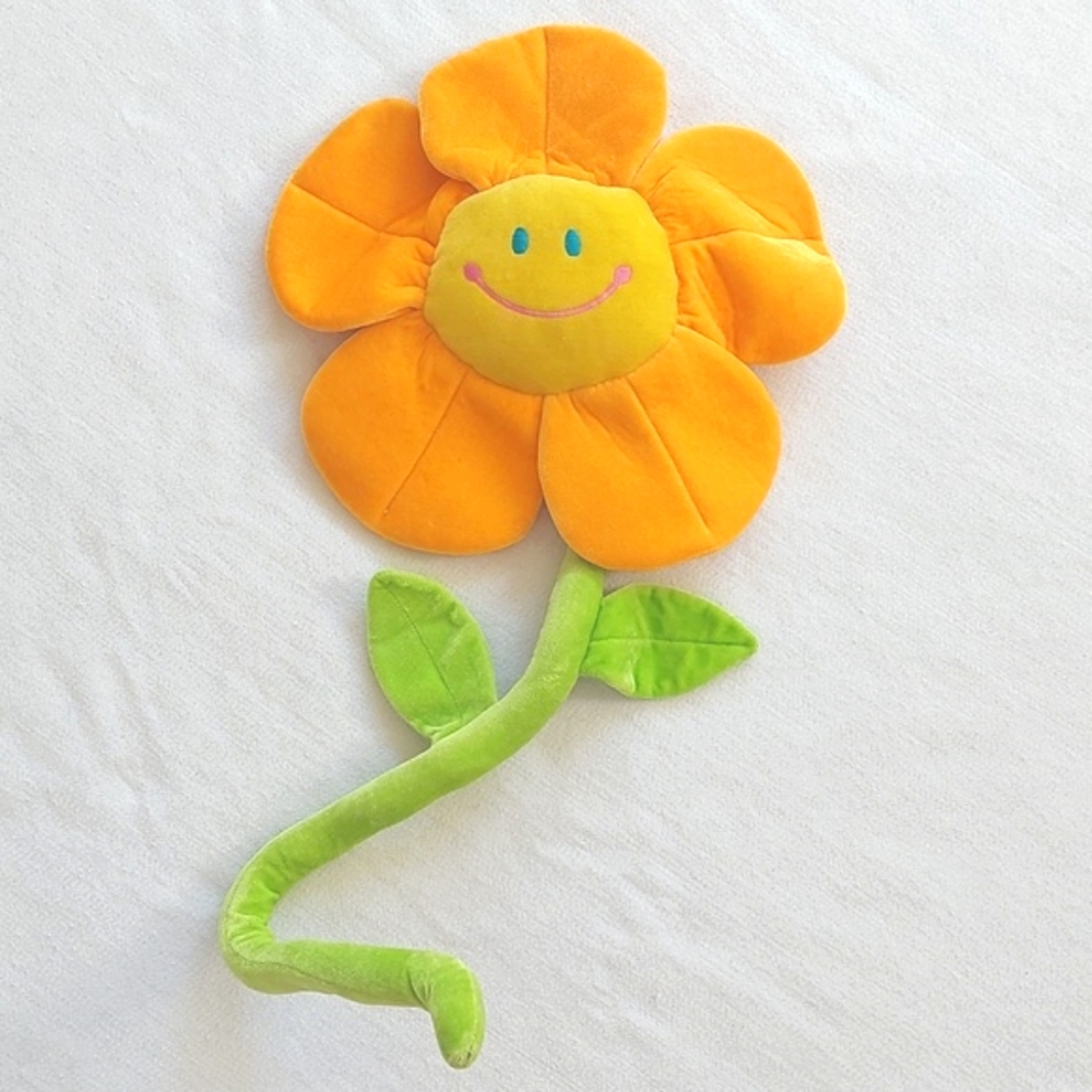 36" HAPPY FACE flower NWOT